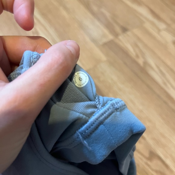 LuluLemon Align Cropped Tank Top in Chambray Size 6 - Picture 7 of 10